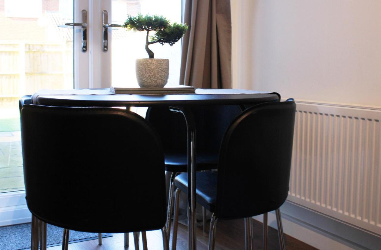 Abingdon - Private Flat With Garden & Parking 06 Apartment Екстериор снимка